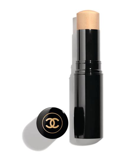 chanel glow stick